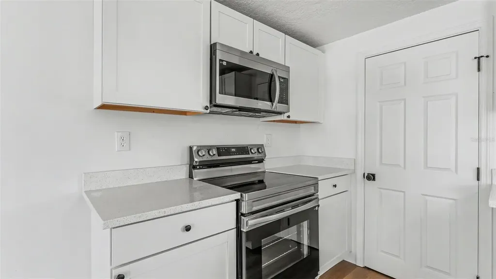 1726 Cordova Circle W Lakeland FL 33801