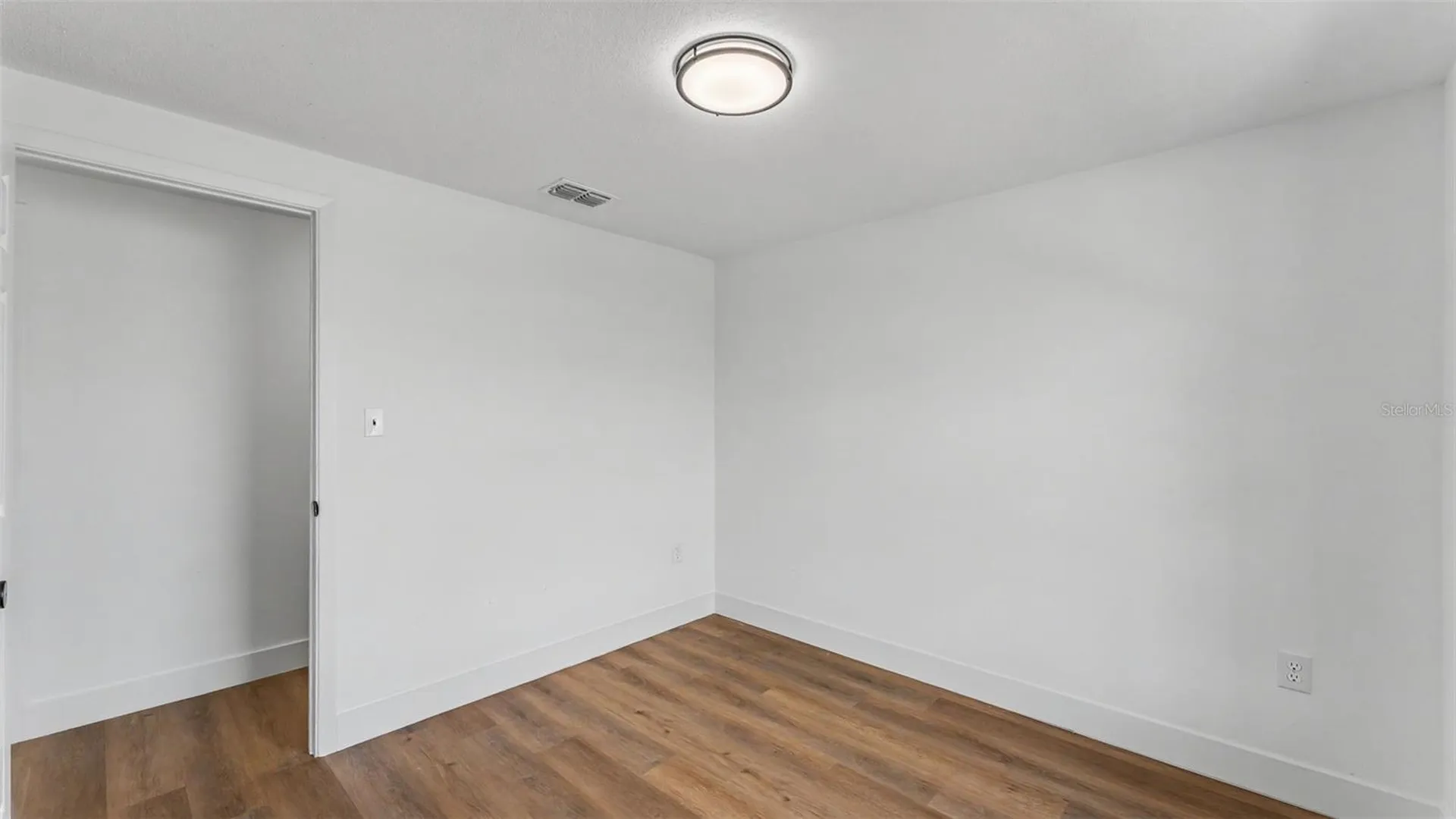 1726 Cordova Circle W Lakeland FL 33801