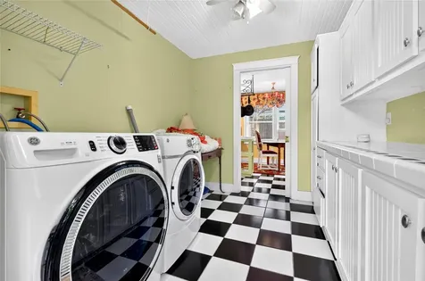 150 S Clayton Street Mount Dora FL 32757