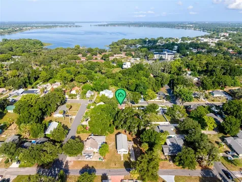 150 S Clayton Street Mount Dora FL 32757