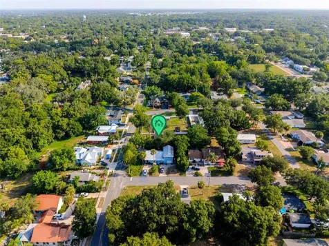 150 S Clayton Street Mount Dora FL 32757