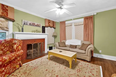 150 S Clayton Street Mount Dora FL 32757