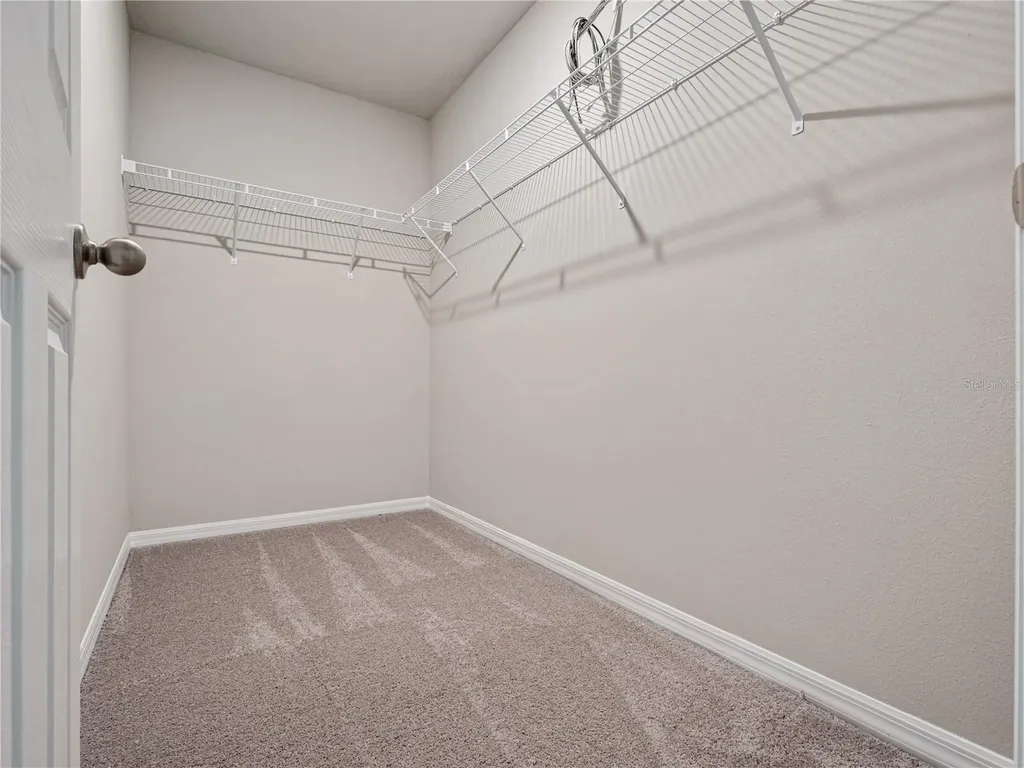 658 Legacy Loop Davenport FL 33896