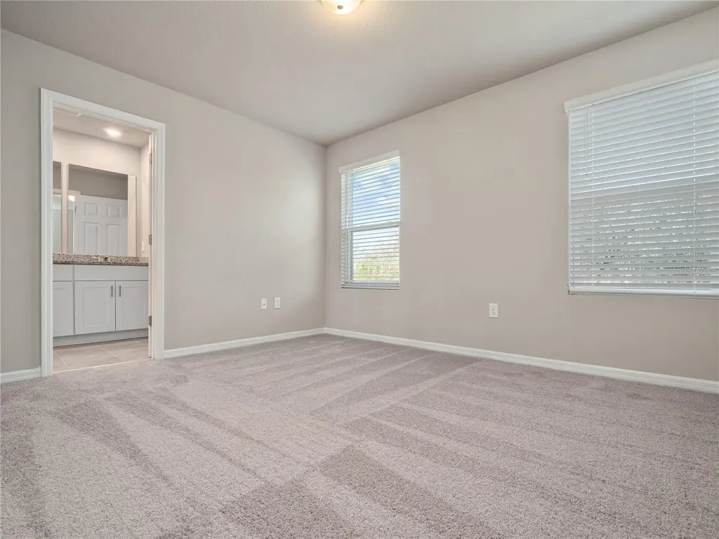 658 Legacy Loop Davenport FL 33896
