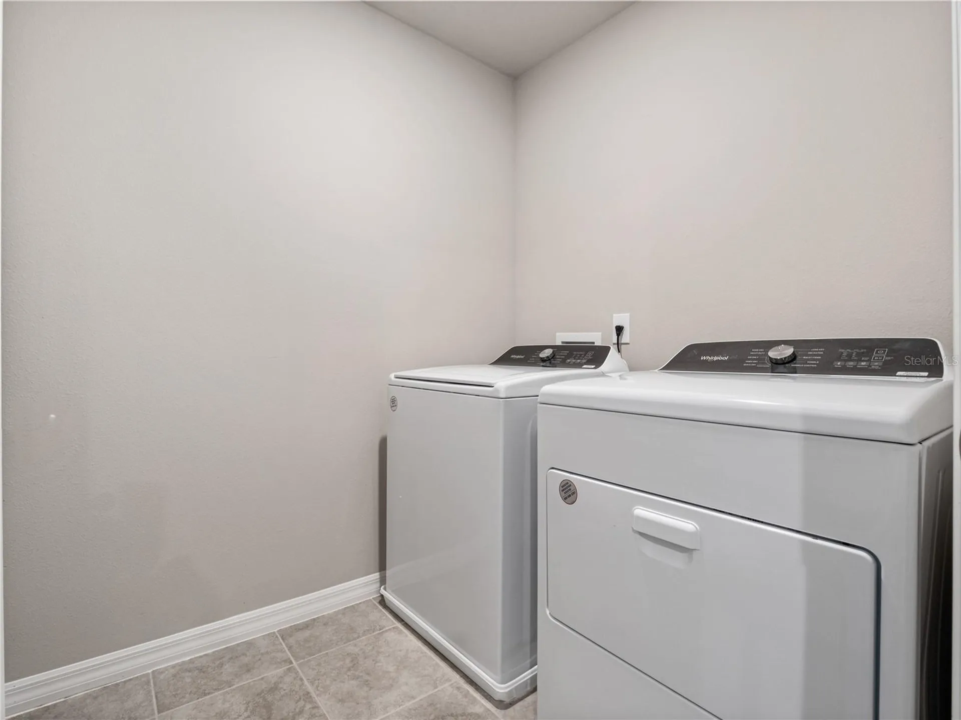658 Legacy Loop Davenport FL 33896