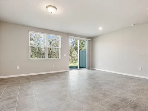 658 Legacy Loop Davenport FL 33896
