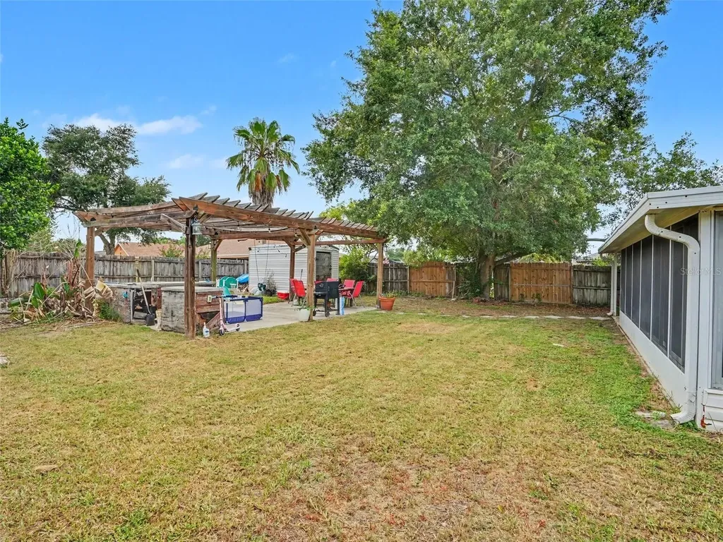 7628 Lewis Road Lakeland FL 33810