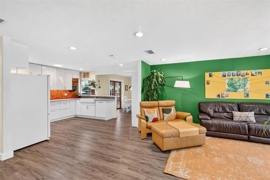 12226 W University Avenue Newberry FL 32669