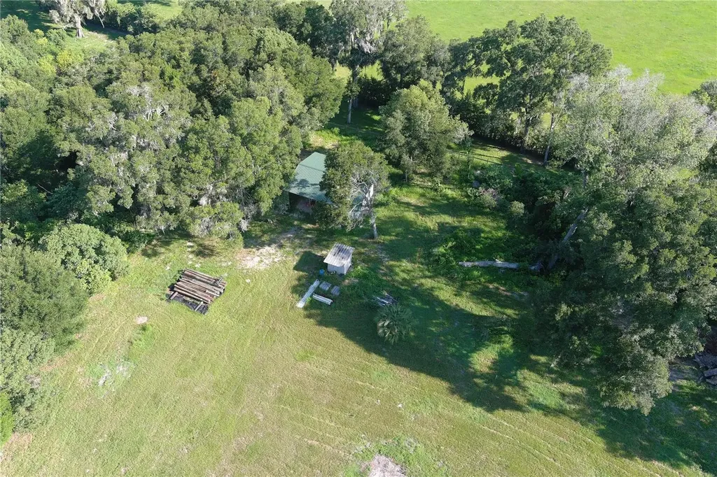 1348 N Ridgewood Avenue Deland FL 32720