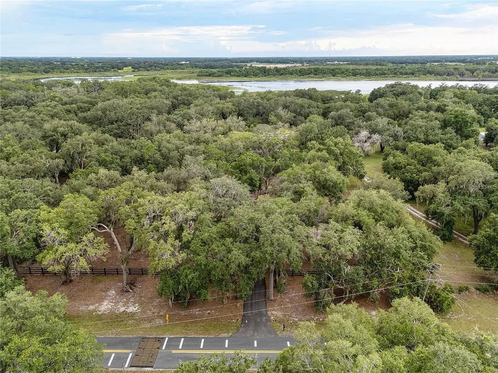 2890 Frontier Drive Kissimmee FL 34744