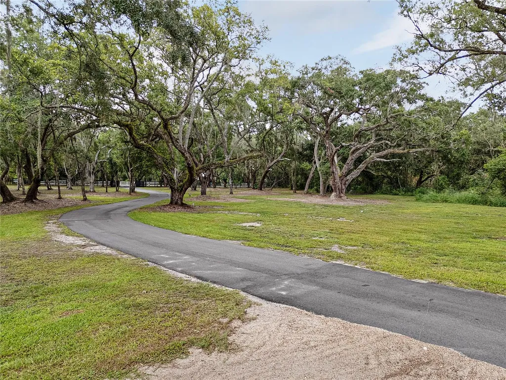 2890 Frontier Drive Kissimmee FL 34744