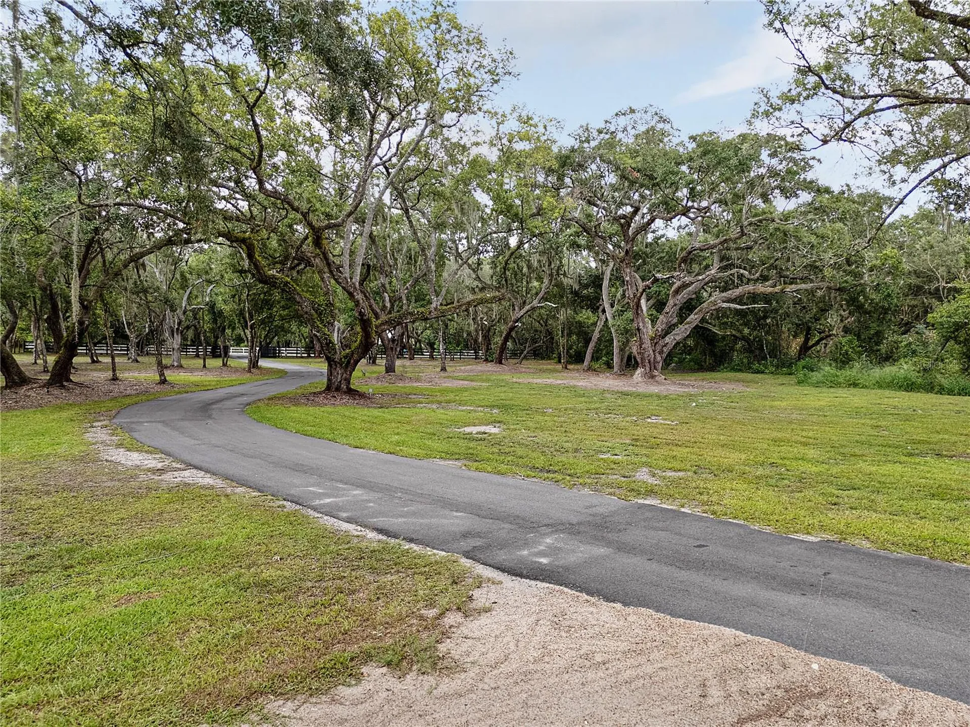 2890 Frontier Drive Kissimmee FL 34744