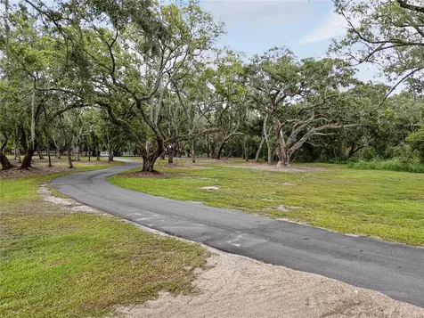 2890 Frontier Drive Kissimmee FL 34744