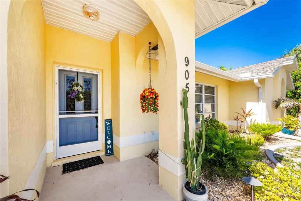 9051 Big Star Avenue Englewood FL 34224