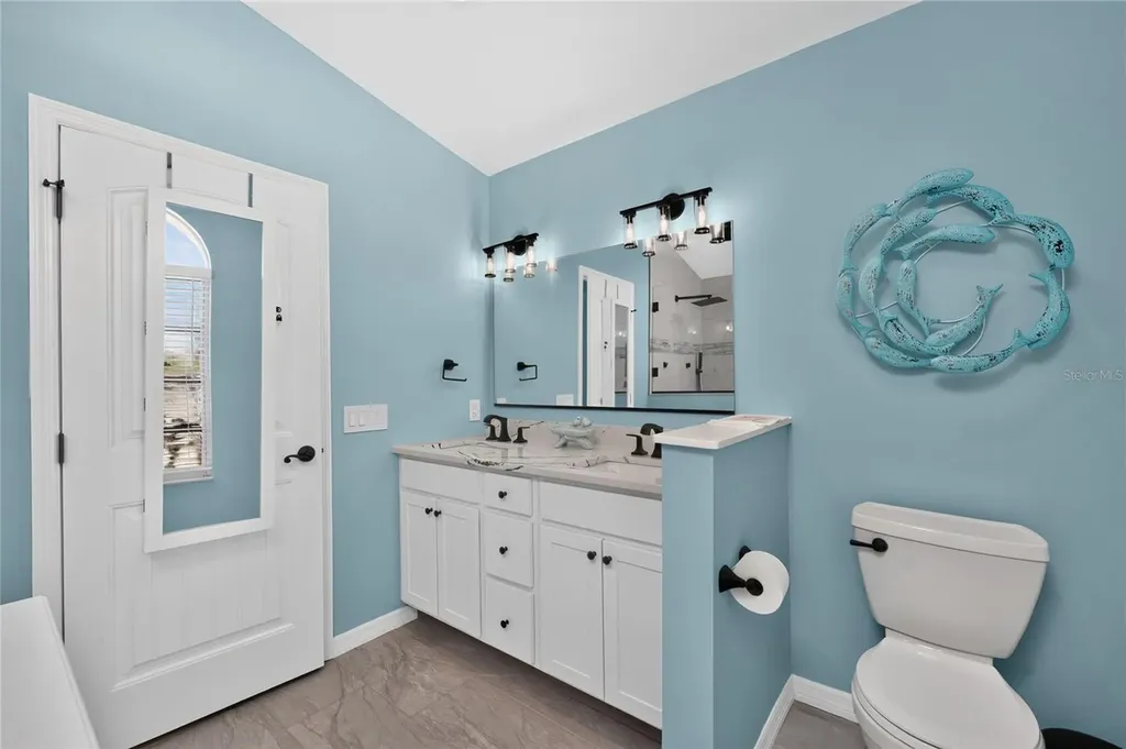 9051 Big Star Avenue Englewood FL 34224