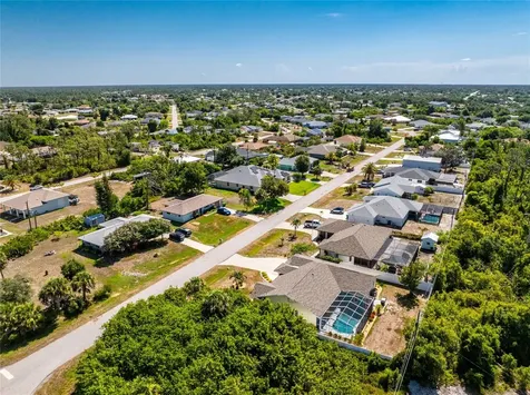 9051 Big Star Avenue Englewood FL 34224