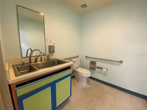 4131 County Road 106 Oxford FL 34484
