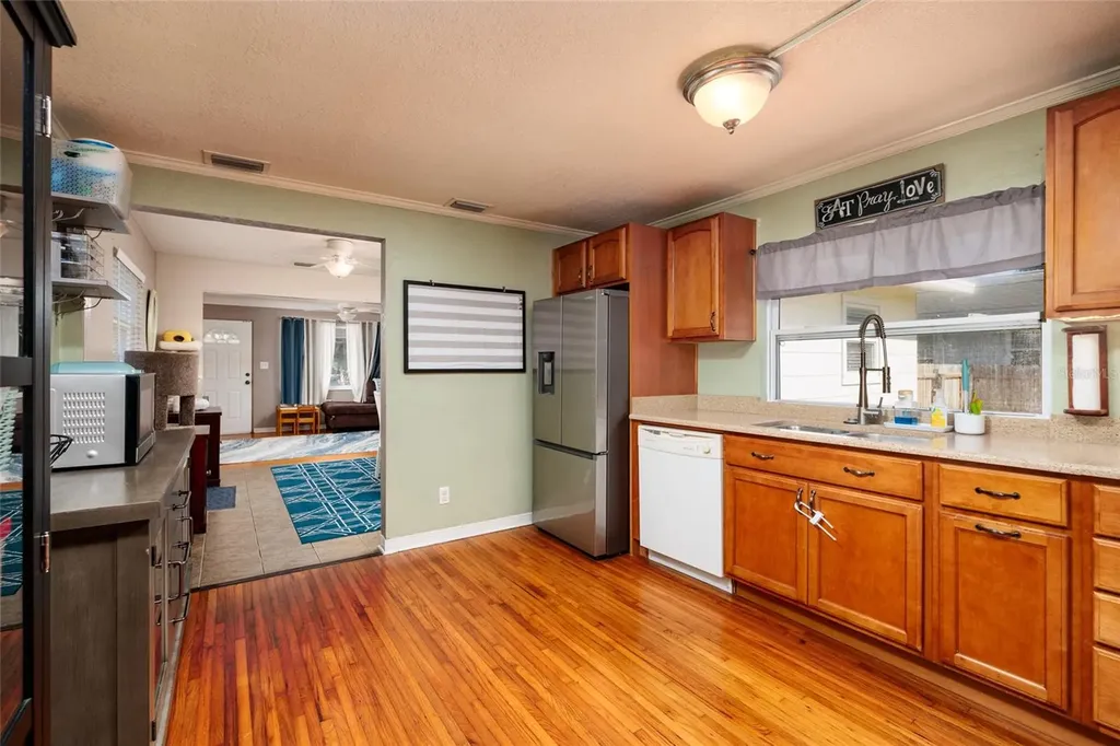 4939 Dr Martin Luther King Jr Street N St Petersburg FL 33703