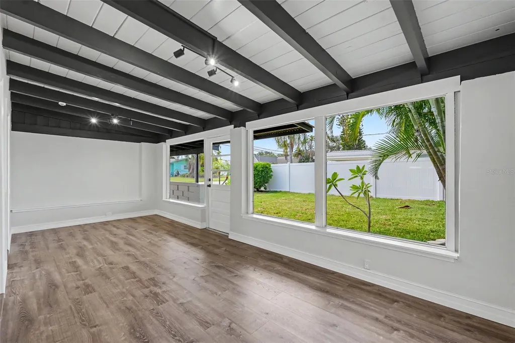 63 Palm Boulevard Dunedin FL 34698