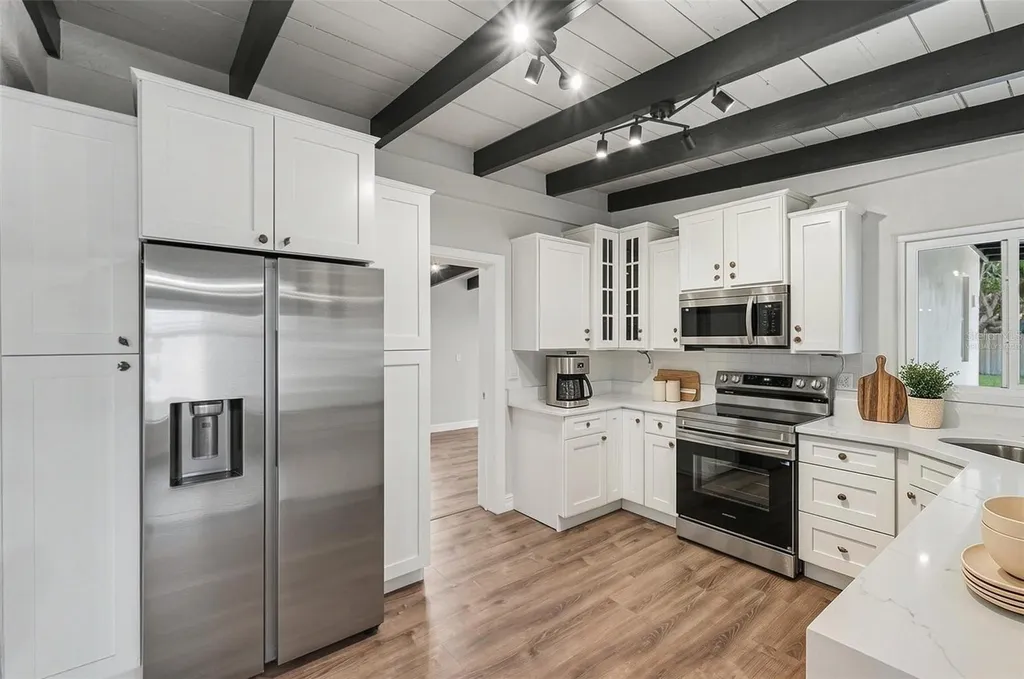 63 Palm Boulevard Dunedin FL 34698
