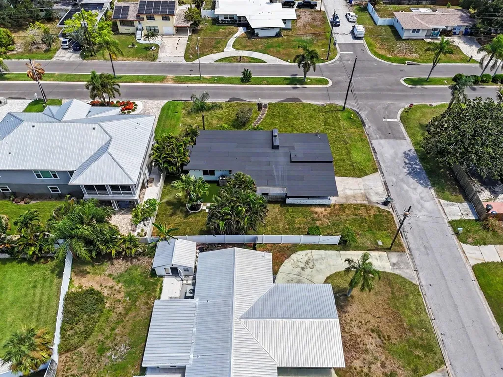 63 Palm Boulevard Dunedin FL 34698