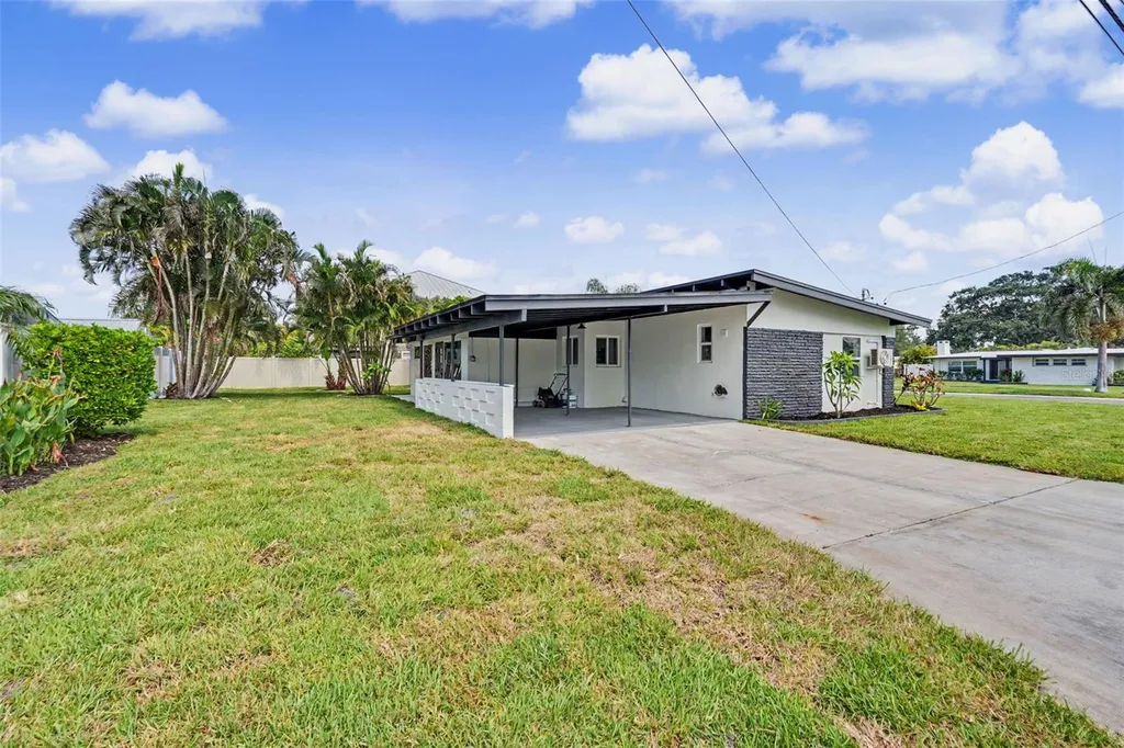 63 Palm Boulevard Dunedin FL 34698