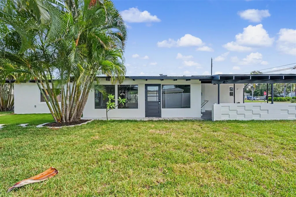 63 Palm Boulevard Dunedin FL 34698