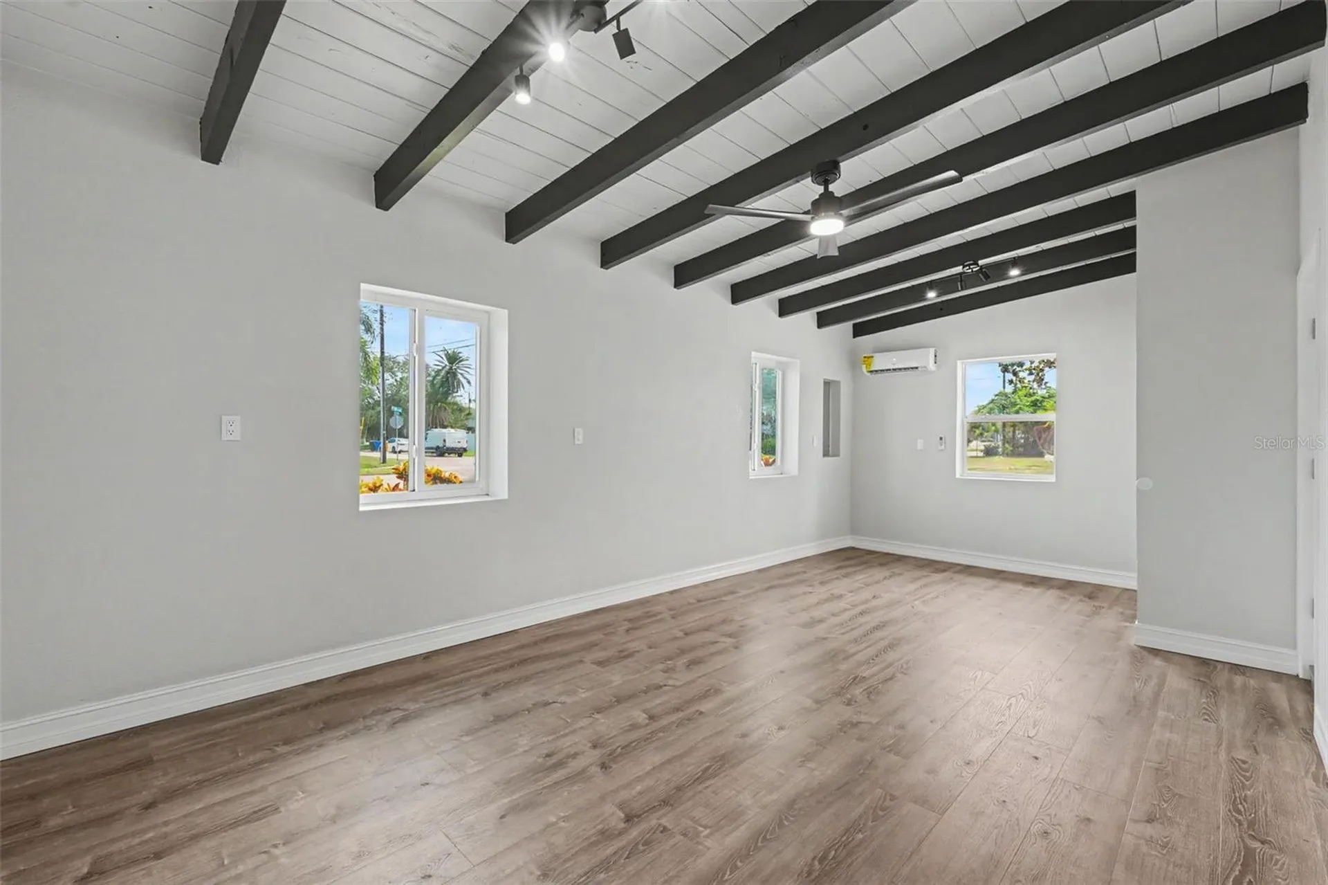 63 Palm Boulevard Dunedin FL 34698