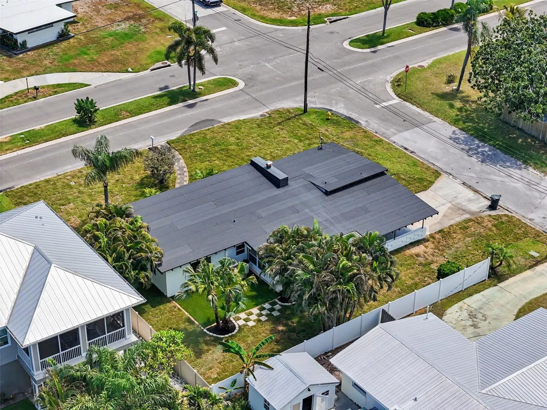 63 Palm Boulevard Dunedin FL 34698