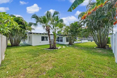 63 Palm Boulevard Dunedin FL 34698