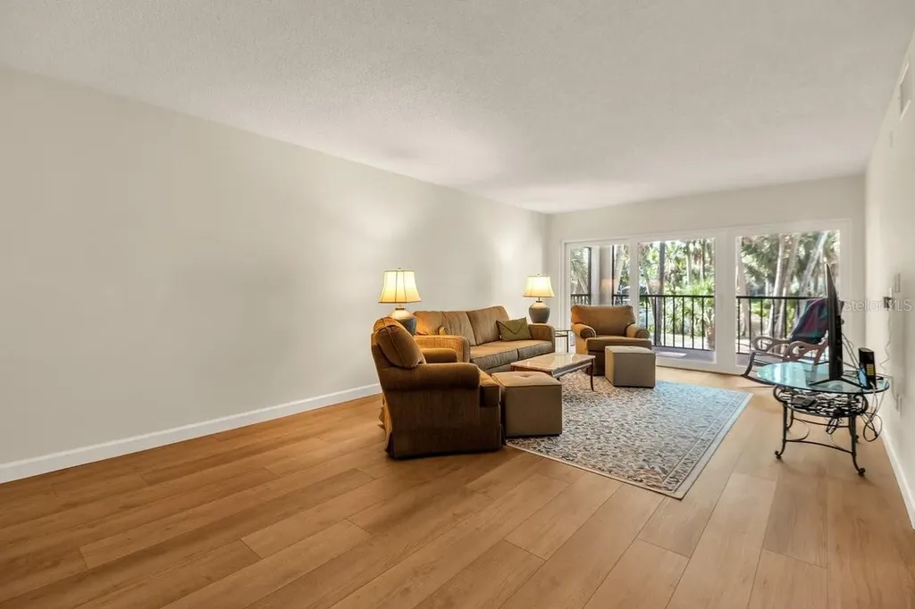 2753 Orchid Oaks Drive Sarasota FL 34239