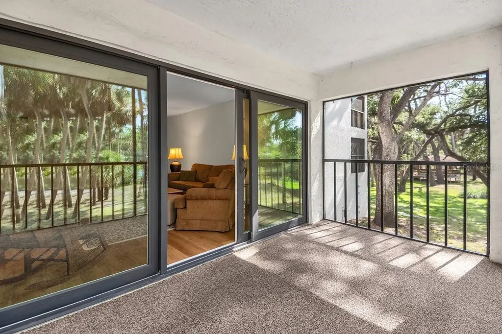 2753 Orchid Oaks Drive Sarasota FL 34239