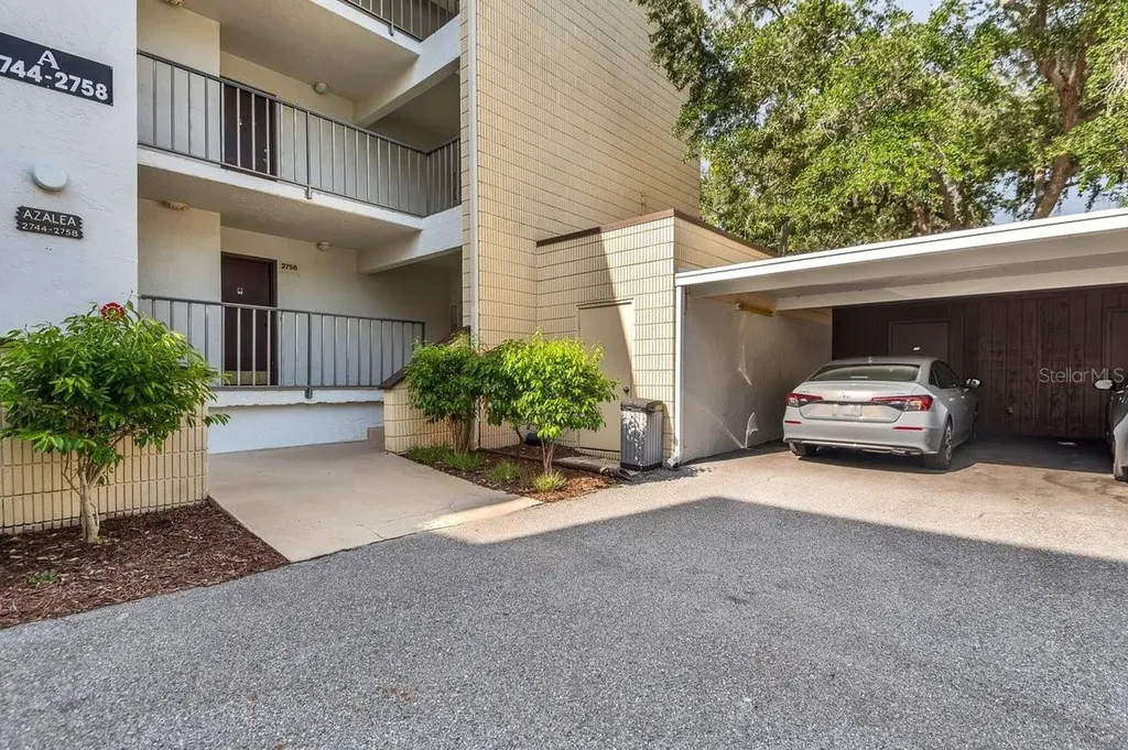 2753 Orchid Oaks Drive Sarasota FL 34239