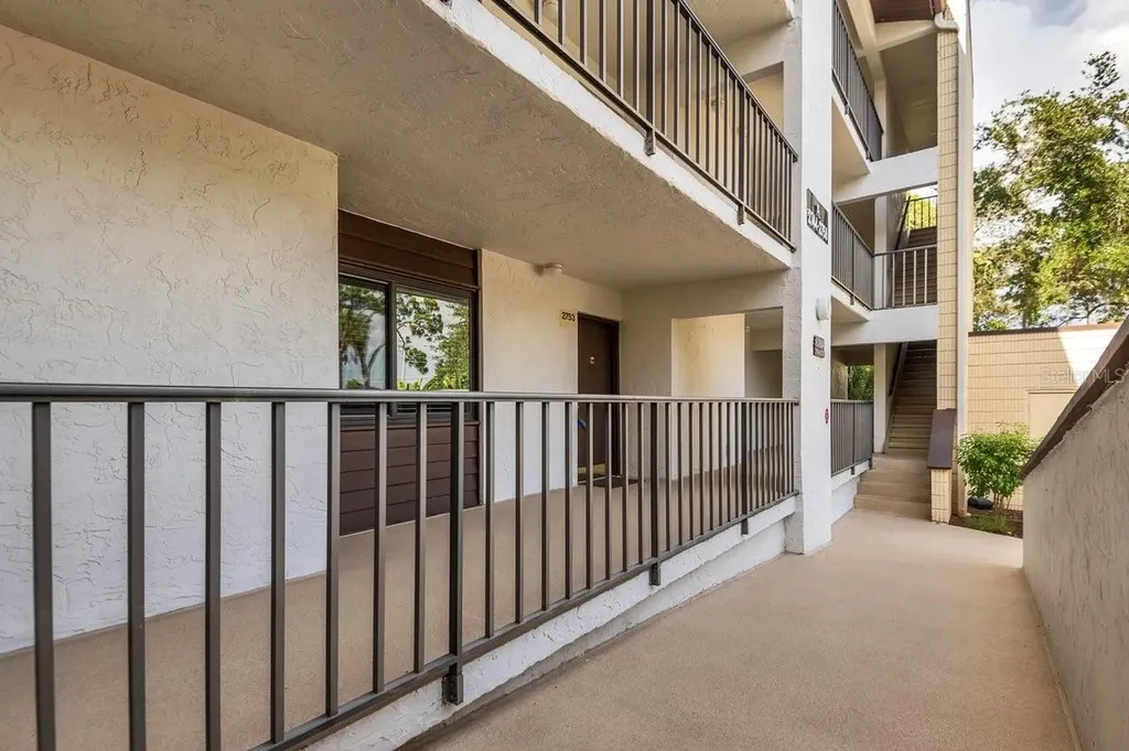 2753 Orchid Oaks Drive Sarasota FL 34239