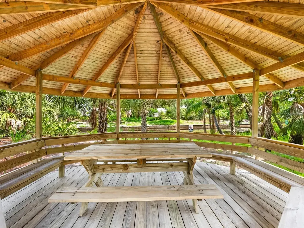 2753 Orchid Oaks Drive Sarasota FL 34239