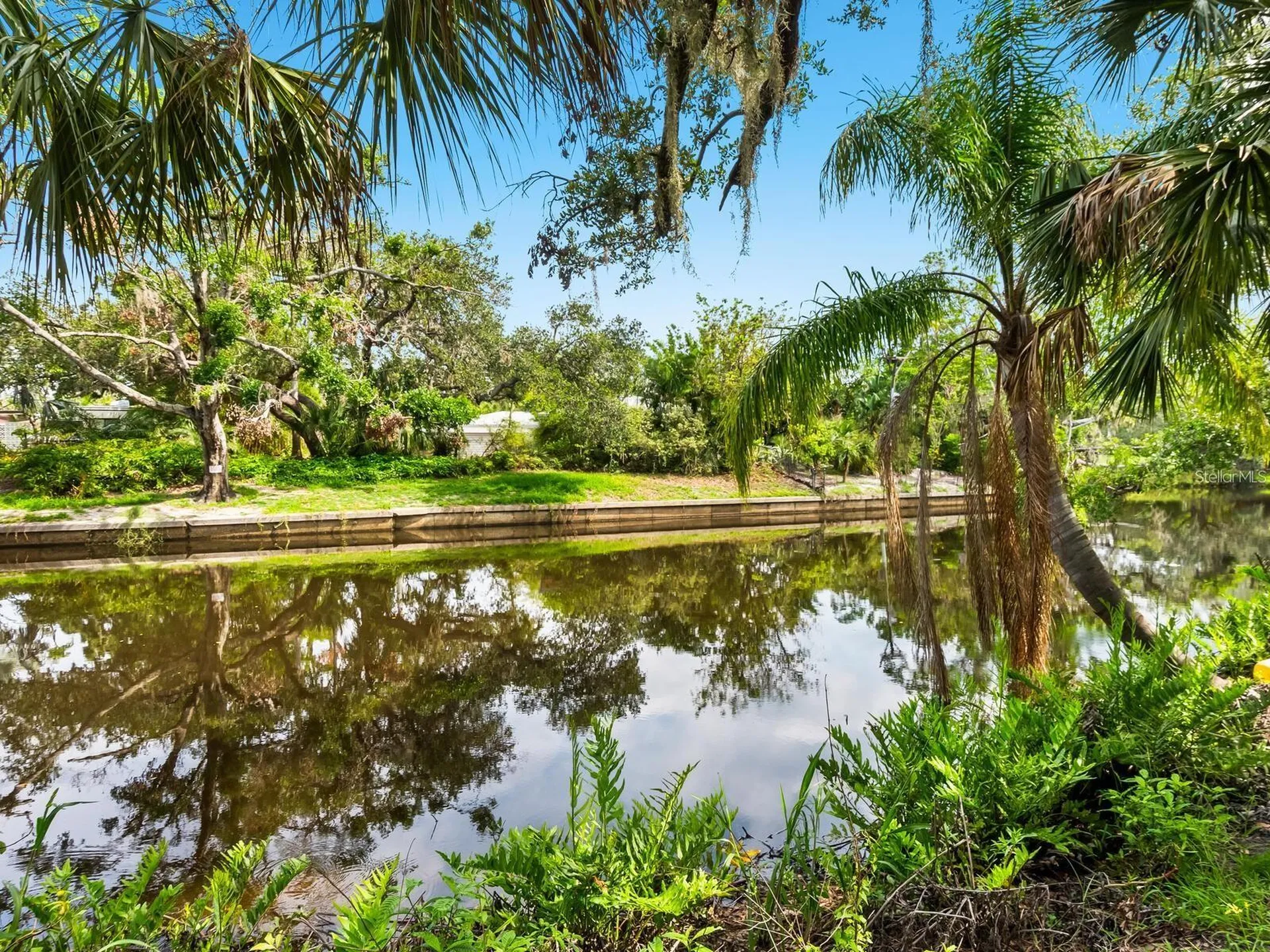 2753 Orchid Oaks Drive Sarasota FL 34239