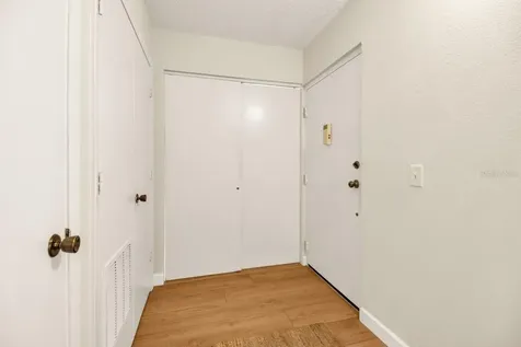 2753 Orchid Oaks Drive Sarasota FL 34239