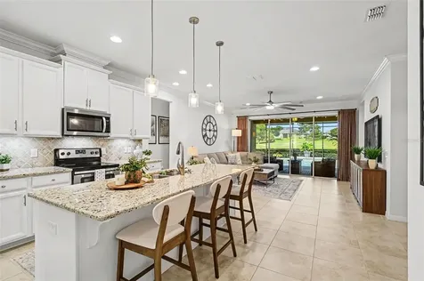 2352 Oxmoor Drive Deland FL 32724
