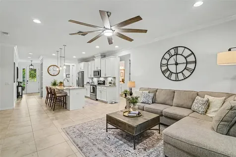 2352 Oxmoor Drive Deland FL 32724