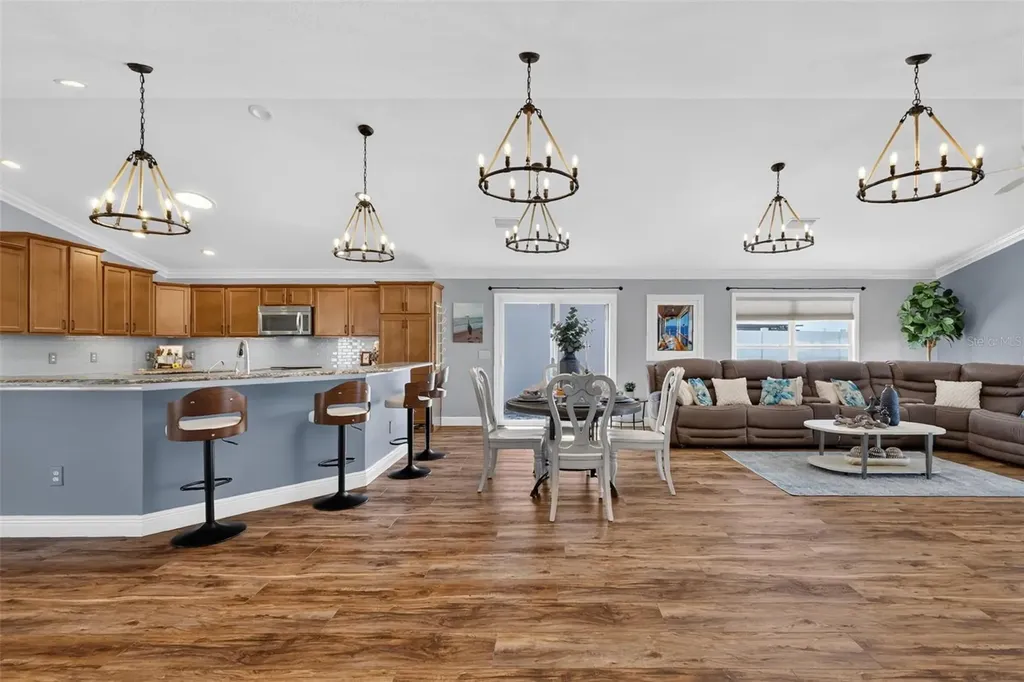 562 Avecilla Drive The Villages FL 32162