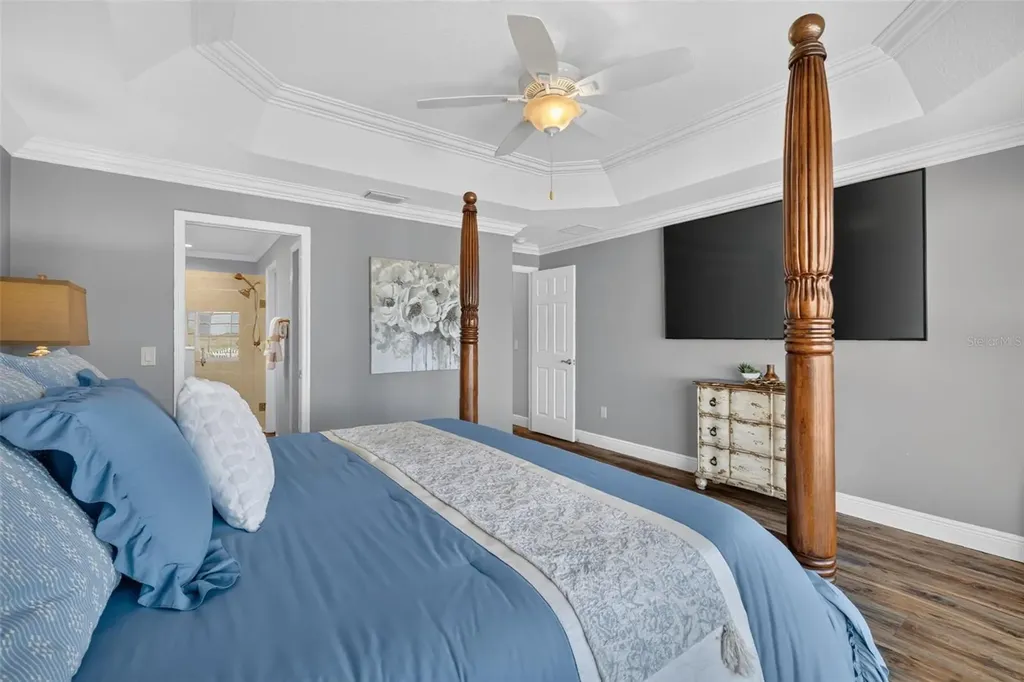 562 Avecilla Drive The Villages FL 32162