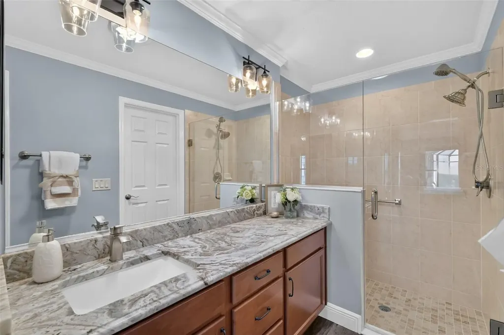 562 Avecilla Drive The Villages FL 32162