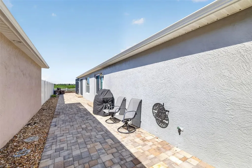 562 Avecilla Drive The Villages FL 32162