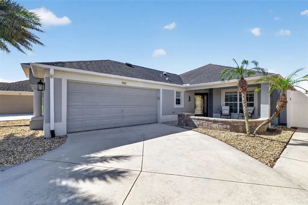 562 Avecilla Drive The Villages FL 32162