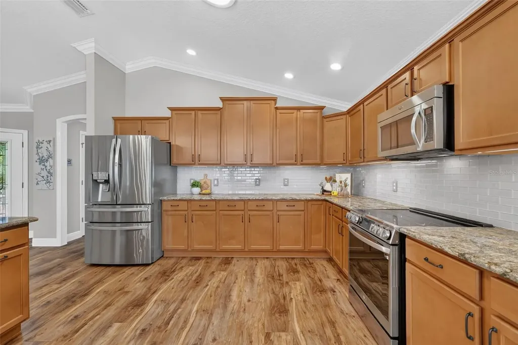 562 Avecilla Drive The Villages FL 32162