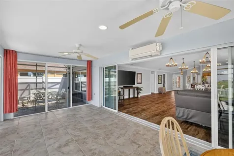 562 Avecilla Drive The Villages FL 32162
