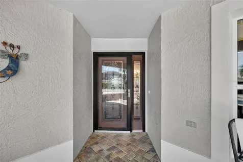 562 Avecilla Drive The Villages FL 32162