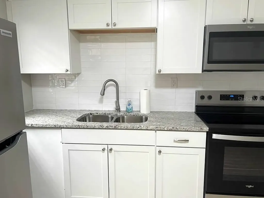 1708 High Street Leesburg FL 34748