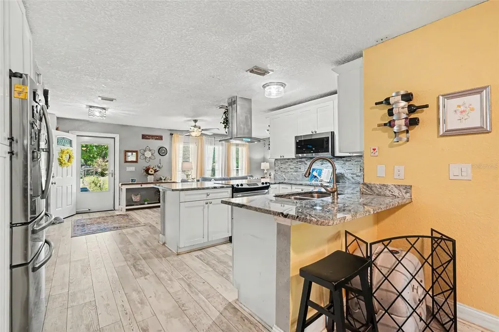 534 Leverett Road Seffner FL 33584