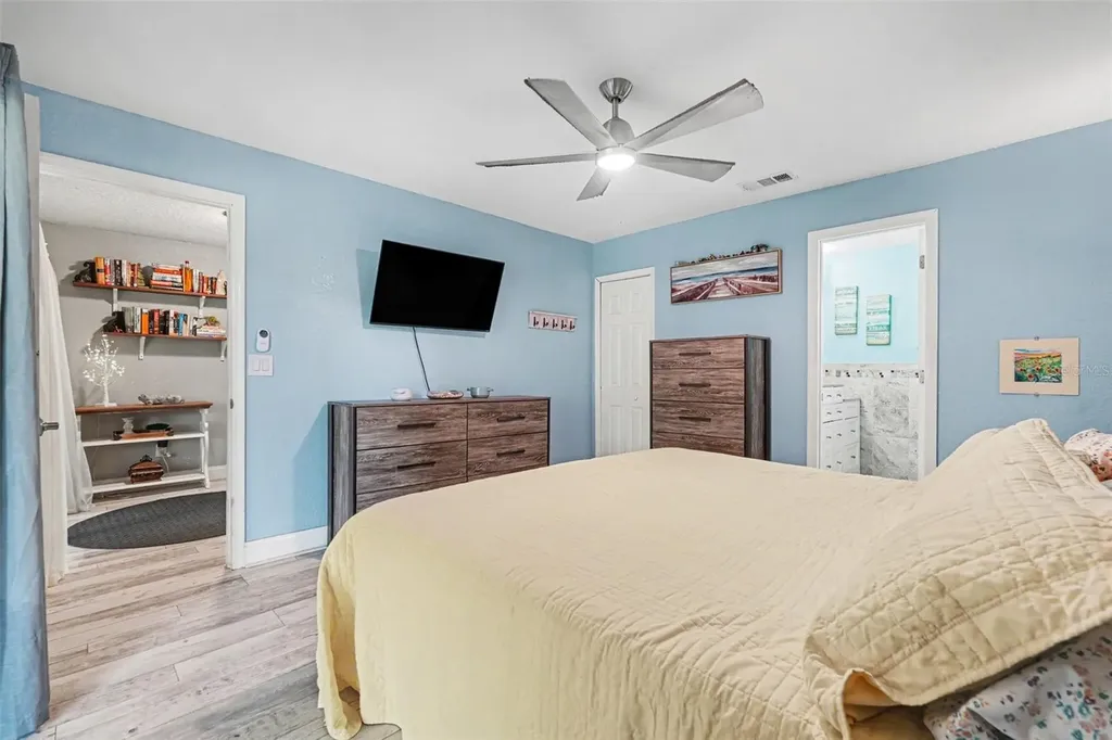 534 Leverett Road Seffner FL 33584